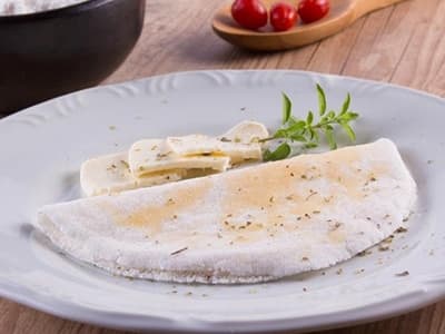 Tapioca é saudável? Veja se trocar o pão francês por ela vale a pena