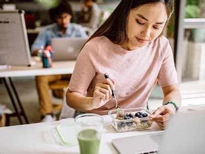 Snacks naturais e feitos por você são opções mais saudáveis para dia a dia