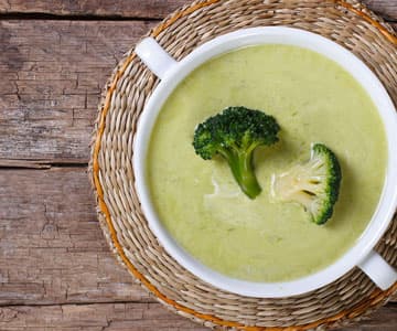 Receita de Sopa Cremosa de Brócolis